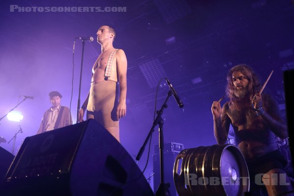 THE FAT WHITE FAMILY - 2022-08-20 - SAINT MALO - Fort de St Pere - 